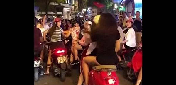  Căng đét với em hot girl saigon nay....